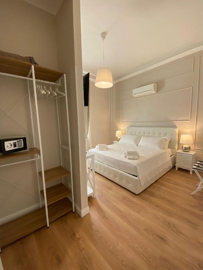 Four Lions Villa Guesthouse ปิซา ภายนอก รูปภาพ