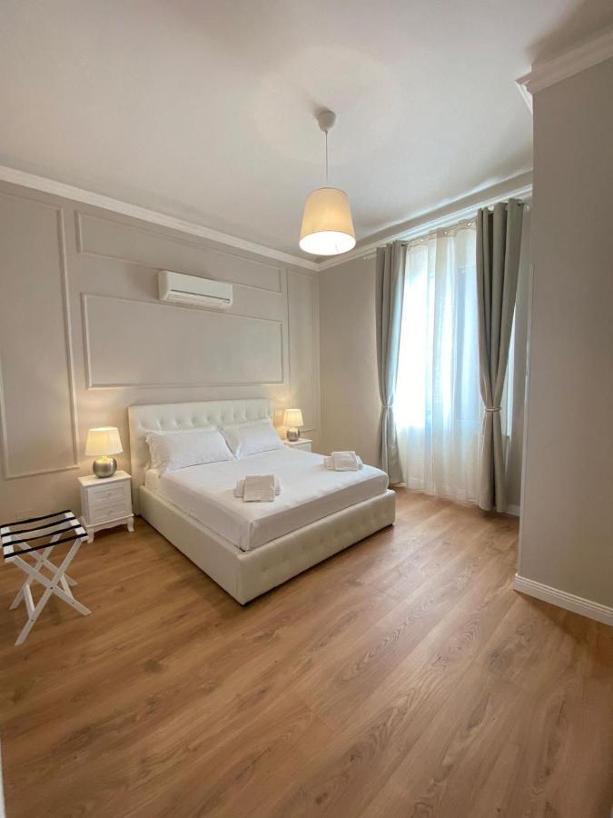 Four Lions Villa Guesthouse ปิซา ภายนอก รูปภาพ